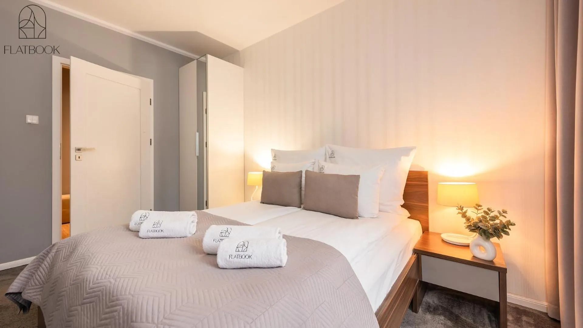 Apartments Jaglana With Parking & Spa غدانسك